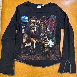 Y2K Statue of Liberty NYC Graphic Flare Sleeve Top Black M